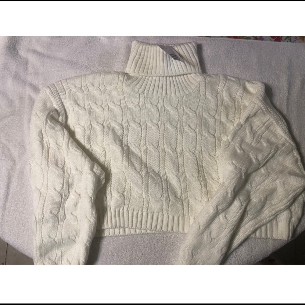 Cable-knit Turtleneck H&M Sweater NWT